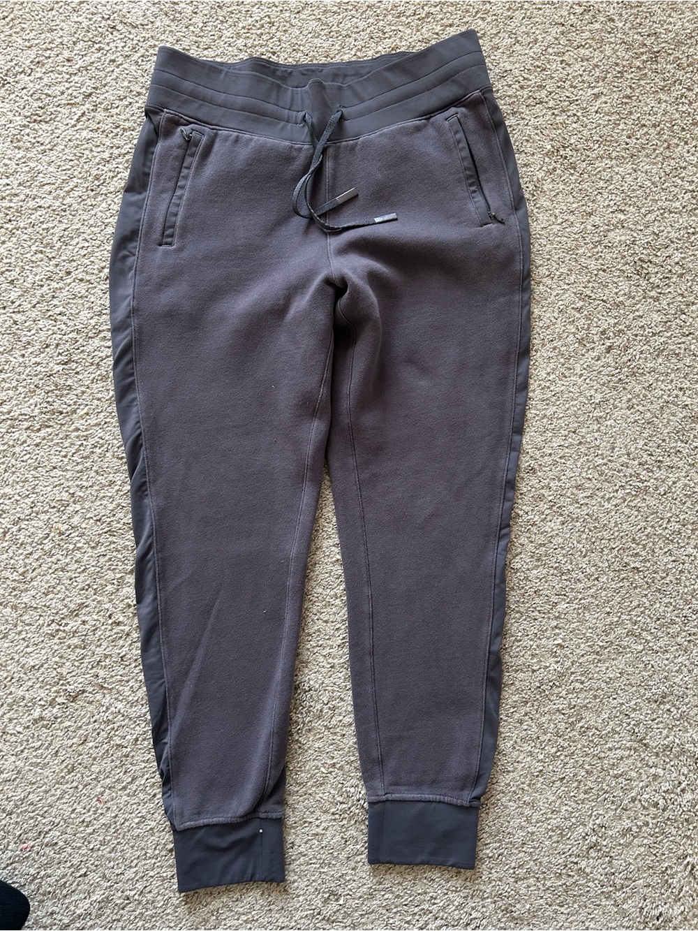 lululemon get going joggers 28.5”